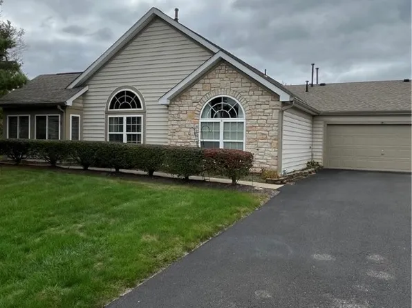 1729 Heather Heights Dr, Crescent, PA 15046