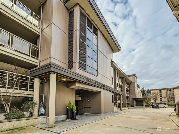 9727 NE Juanita Drive #303, Kirkland, WA 98034
