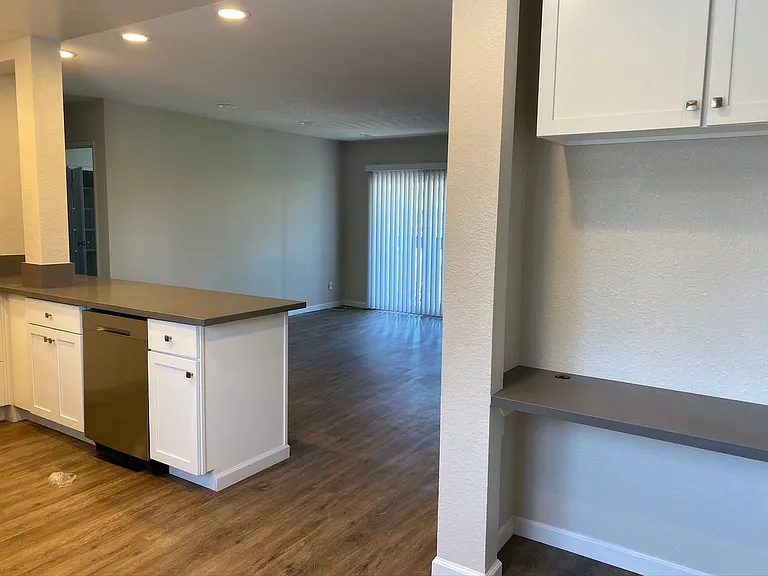 Spacious 2 bedroom, 1 bath Apartments Your New Home in the Heart of El Cajon — Photo 39