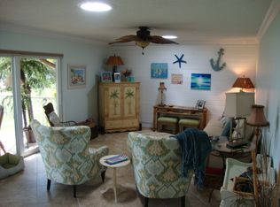 195 Harrison Rd APT 4, Naples, FL 34112