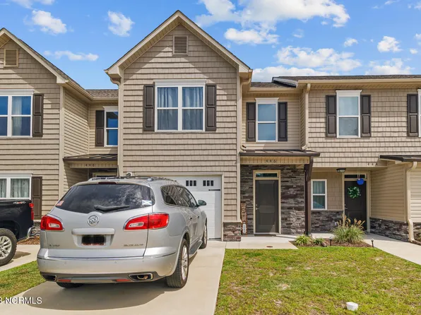 446 Sullivan Loop Road, Midway Park, NC 28544