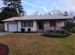 595 Sheringham Dr, Fayetteville, NC 28311