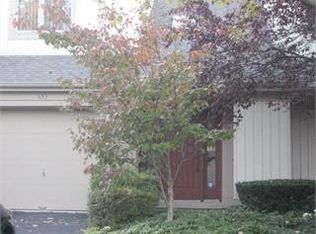 633 Blue Ridge Ln, Mahwah, NJ 07430