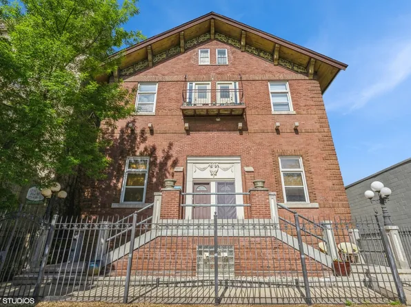 2350 N Kedzie Blvd #F, Chicago, IL 60647