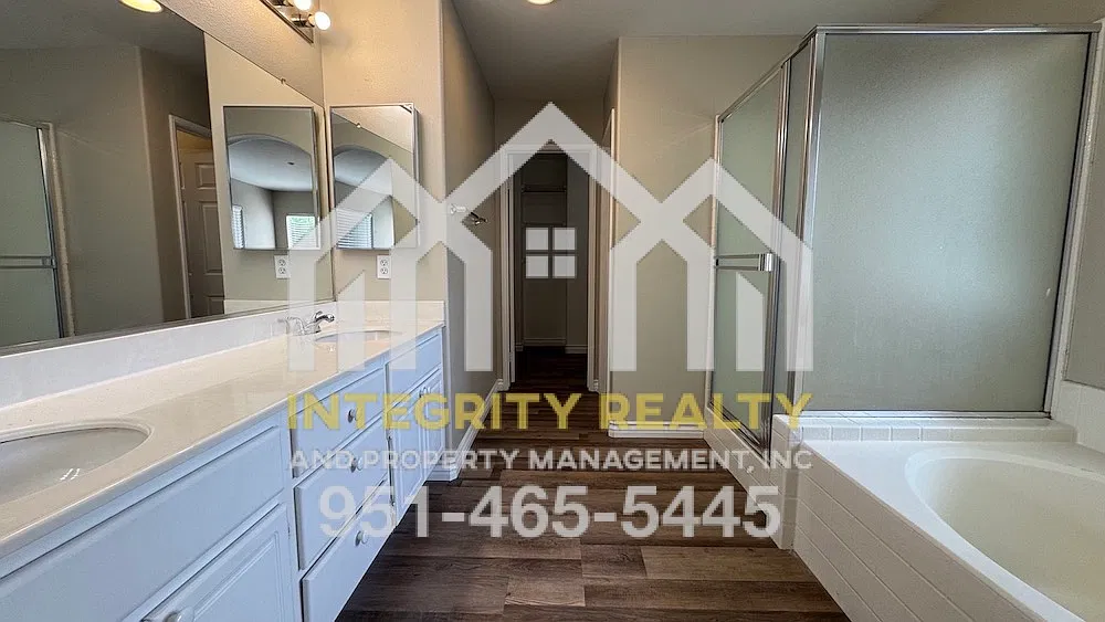 5 bed, 2269 sqft, $3,495 — Photo 4