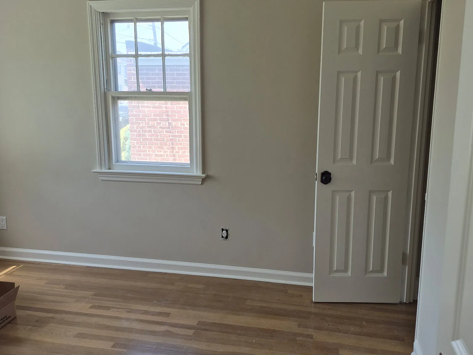5 bed, 2.5 bath, $5,990 — Photo 3