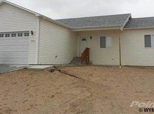 6912 Whiskey Gap Rd, Casper, WY 82604