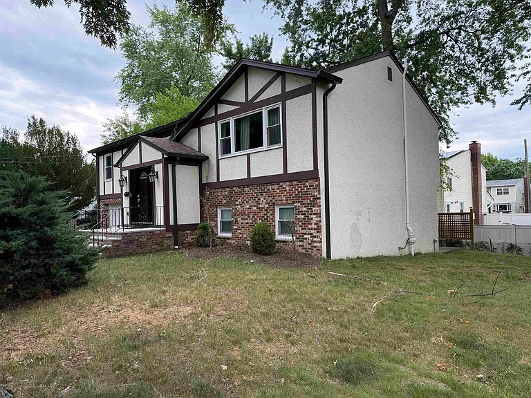 7 Campi Ct #HOUSE — Photo 2
