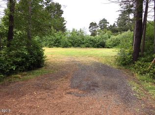 11520 SE Buckthorn St, South Beach, OR 97366