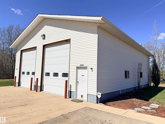 4th image of 59222 Range Rd #264