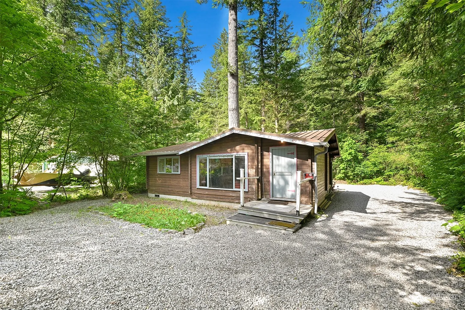 6105 Poppy Court photo 1