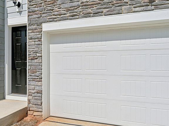 2nd image of 5952 Dunzo Dr