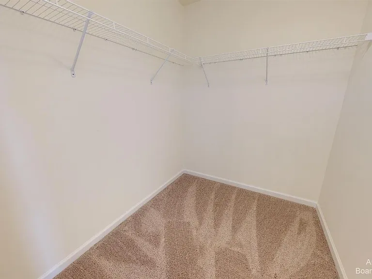 2725 Bristol Ridge Dr — Photo 16