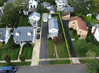 418 Salem Ave, Spring Lake, NJ 07762