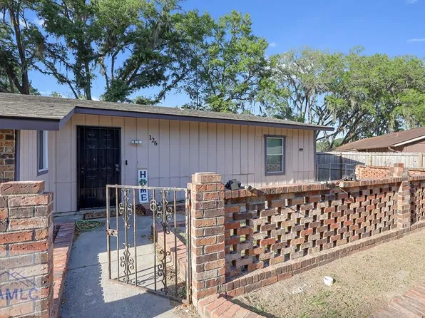 126 Cherokee Cir, Hinesville, GA 31313