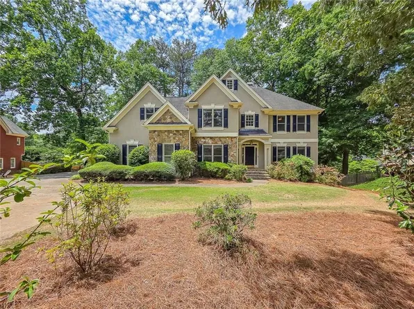 2820 Towne Village Dr, Duluth, GA 30097