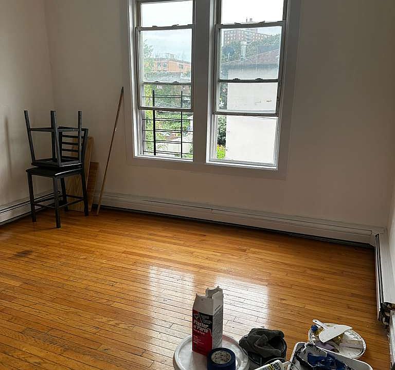 Kitchen & Living Room