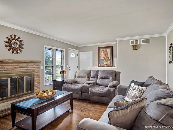 Woodburning Fireplace.