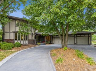 1901 Polk Dr, Ames, IA 50010