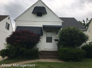 7910 Lanyard Dr, Parma, OH