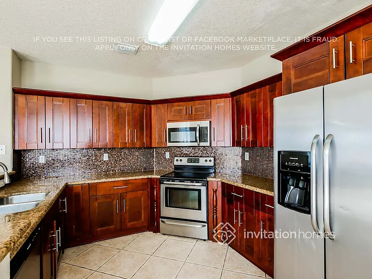 14934 SW 22nd St — Photo 7