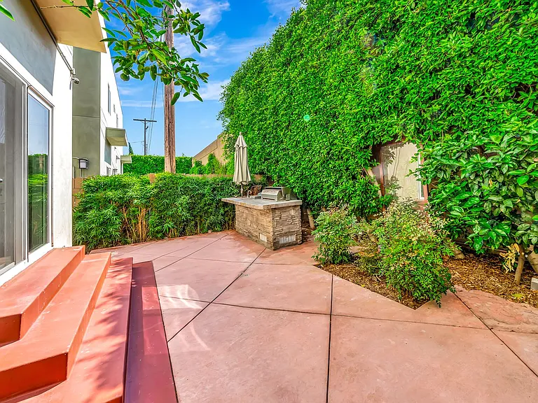 3533 Tuller Ave — Photo 46