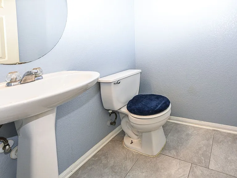 2305 Riley Dr — Photo 26