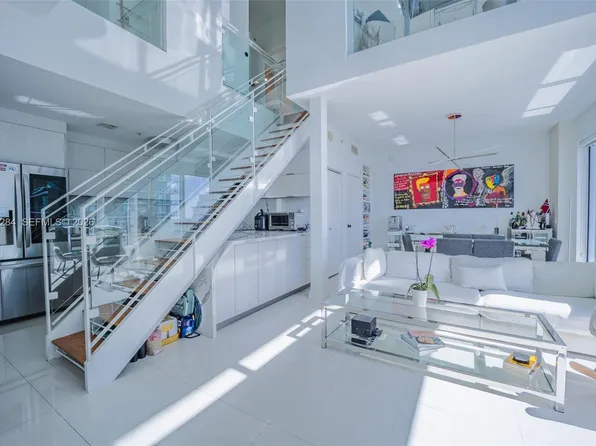 60 SW 13th St, Miami, FL