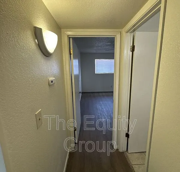 1873 Emma Lee Ln — Photo 15