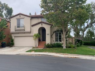 10268 Ferrey Dr, Tustin, CA 92782