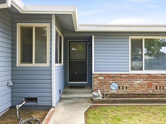 4th image of 7300 Flamingo Way