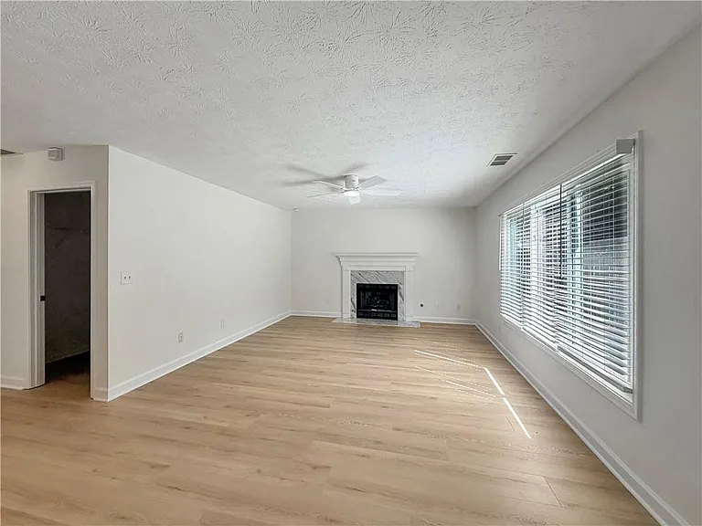 2845 Factor Walk Blvd — Photo 14
