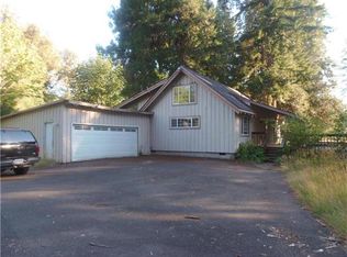 54477 W King Rd, Blue River, OR 97413