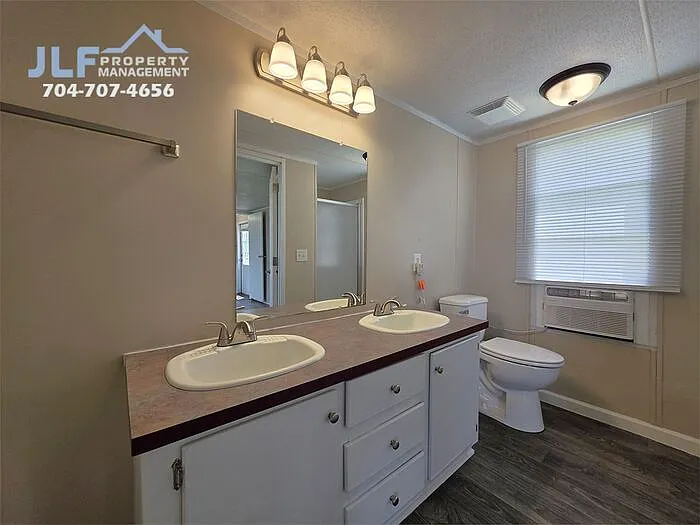 6870 Frankfurt Dr — Photo 9