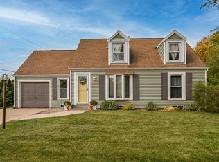 1385 Post Rd, Brookfield, WI 53005