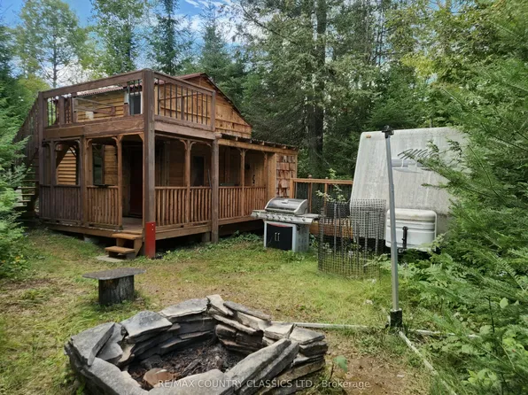 58 Robinson Lake Rd, Limerick, ON K0L 1P0
