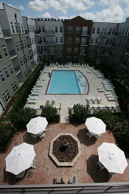 Welcome to Lumina Apartments