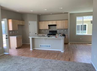 2059 Reliance Dr, Windsor, CO 80550