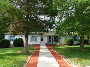 11608 E Smith Rd, Scottsburg, IN 47170