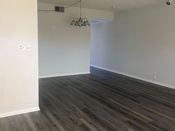 2nd image of 3402 Bimini Lane #E2