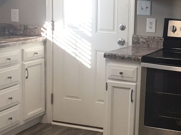 4th image of 708 Jennings Ct