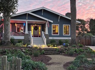 809 Maple St, Pacific Grove, CA 93950