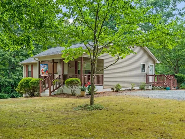 143 Shimmer Dr, Lexington, NC 27292