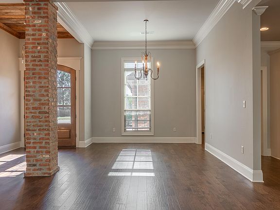 5th image of 4013 Anna Kate Ln