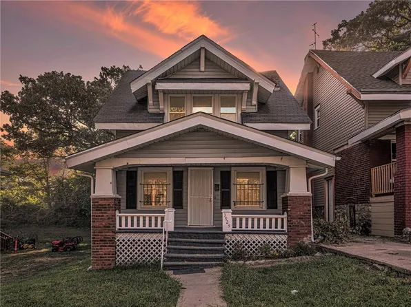 3923 Chestnut Ave, Kansas City, MO 64130