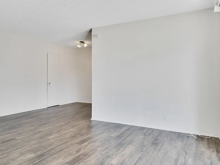 1522 Euclid Ave #11 — Photo 5