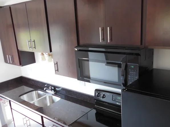 1851 N Green Ln N, Palatine, IL