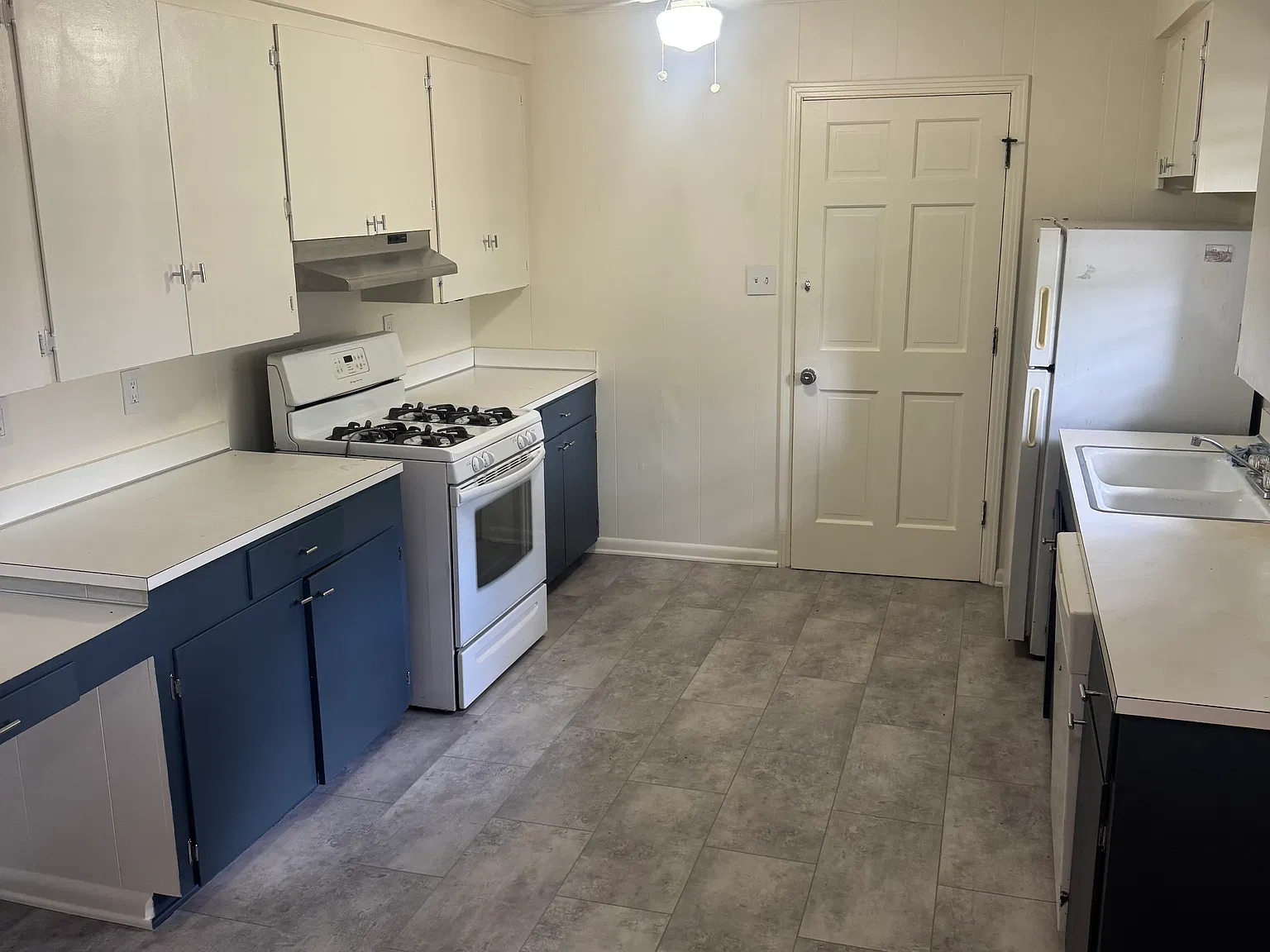 2 bed, 1260 sqft, $1,100 — Photo 4