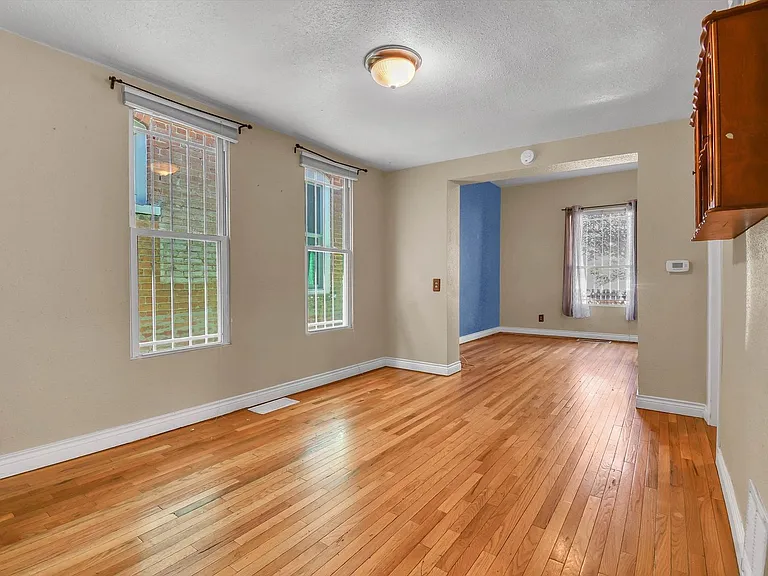 3418 N Humboldt St — Photo 23