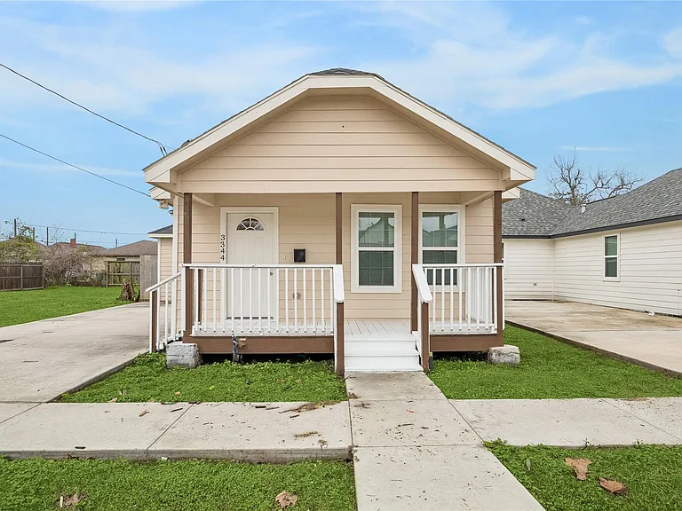 3344 Simmons St — Photo 1